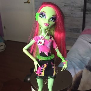 V.I.P Rare Venus McFlytrap Doll💚💗